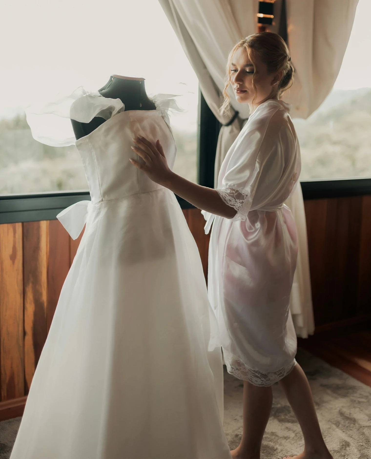 Bridal Gown Pick-Up Appointment Image