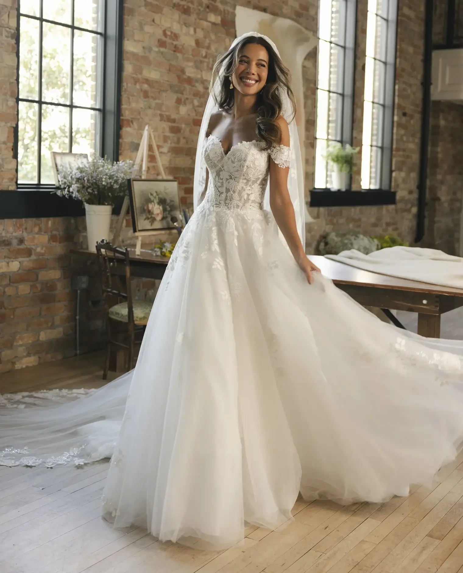 Classic Blu Rayne Bridal Experience Image