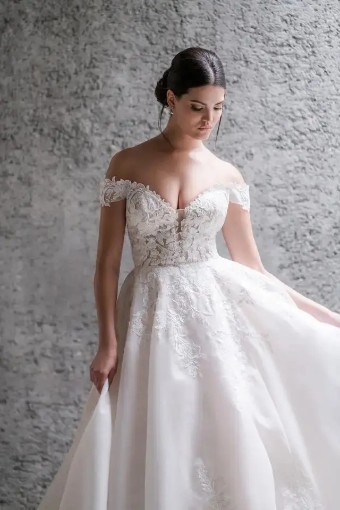 Allure Bridals c687 c687 #3 thumbnail