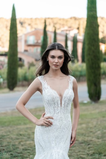 Allure Bridals A1320 #2 thumbnail