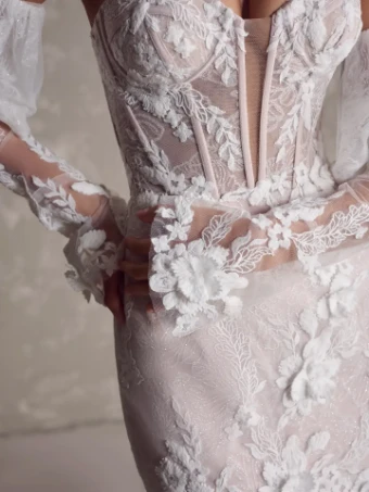 Maggie Sottero Ortensia #35 thumbnail