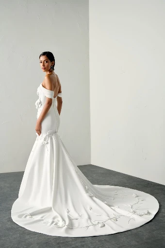 Justin Alexander Signature Tilerina #5 thumbnail